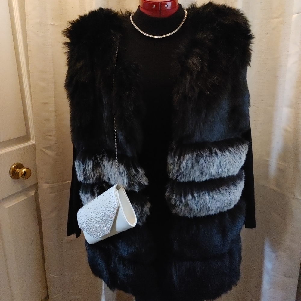 Boutique 17 Designer Faux Fur Vest